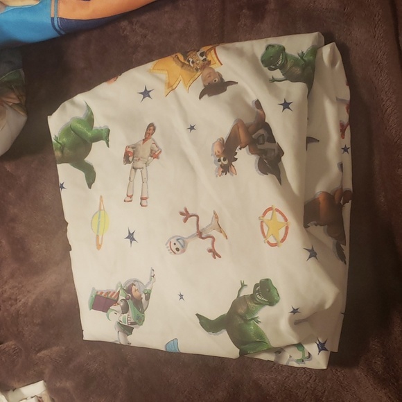 Toy story toddler bed set - Picture 4 of 5